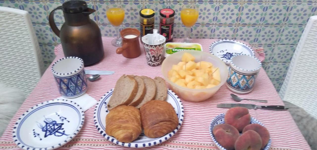 Bed and Breakfast Dar Warda Bizerte Esterno foto